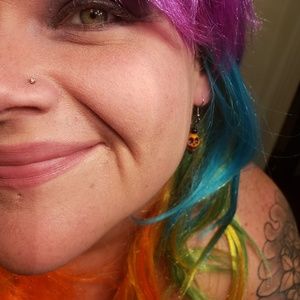 Meet your Posher, Sherie